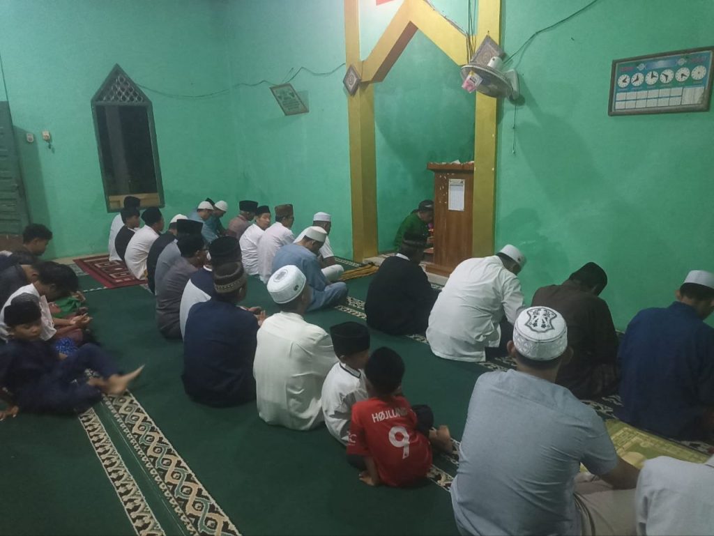 Penyuluhan Agama tentang Tujuan Ibadah Puasa di Masjid Al-Ishlah